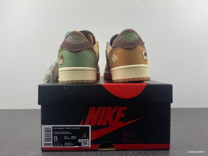 Reps LUCY Low DZ7292-200 1 Zion Retro Voodoo Williamson Jordan OG 0702